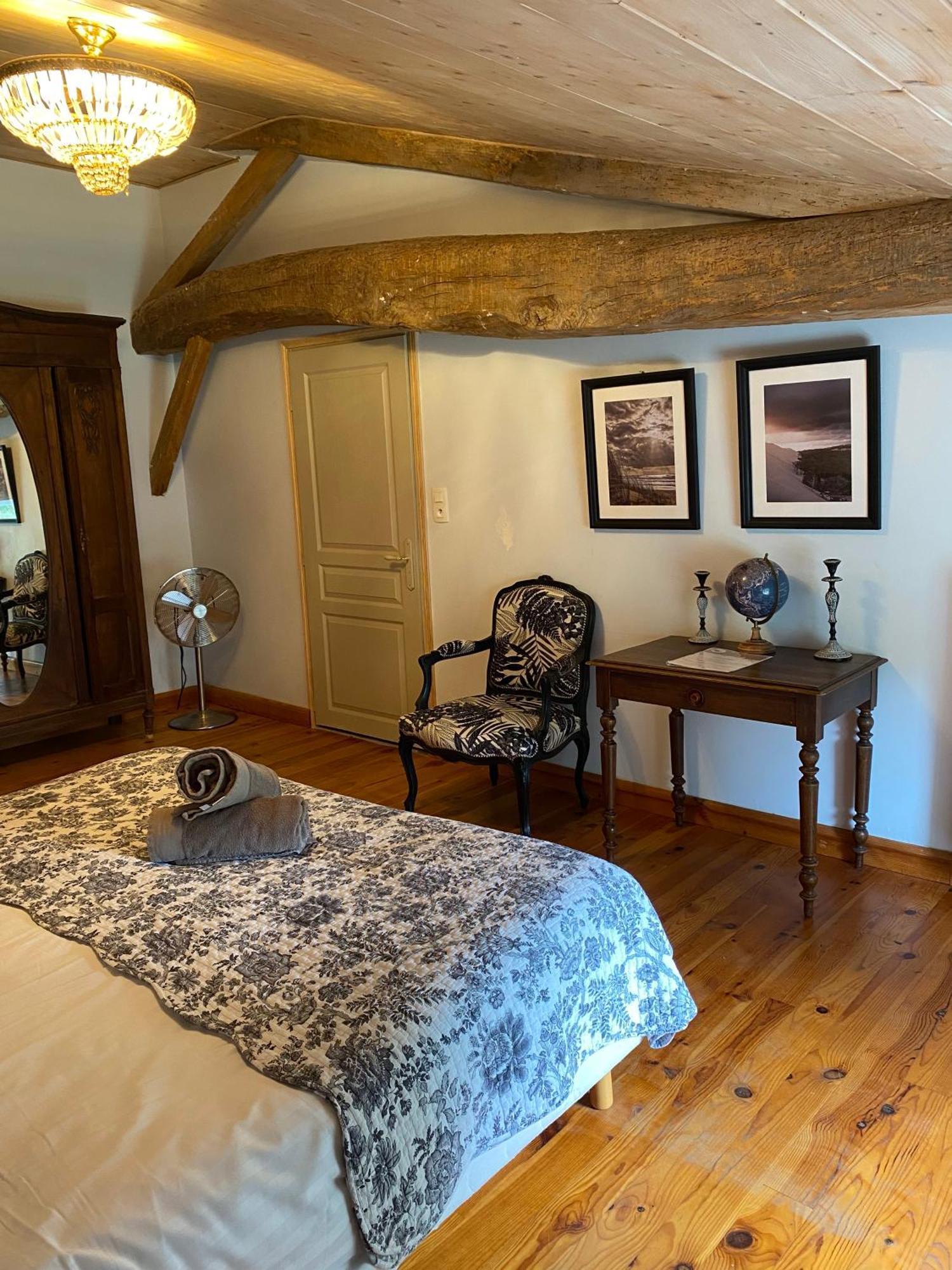 Maison D'Emmannaelle Bed & Breakfast Auros ภายนอก รูปภาพ